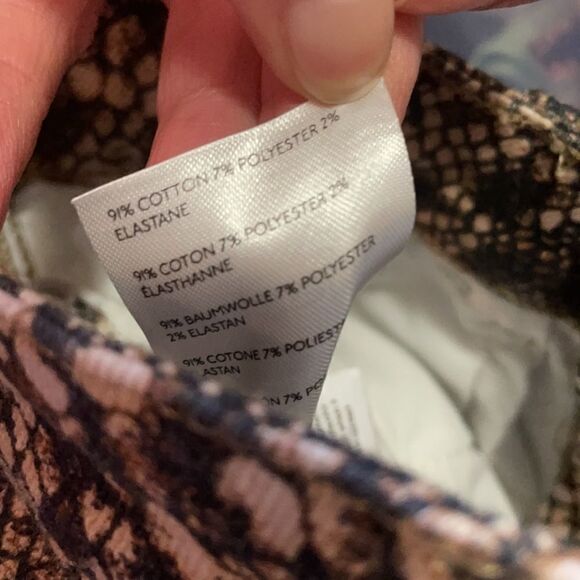 We the Free High Waist Denim Snake print raw hem Leggings - FREE PEOPLE - Picture 9 of 9